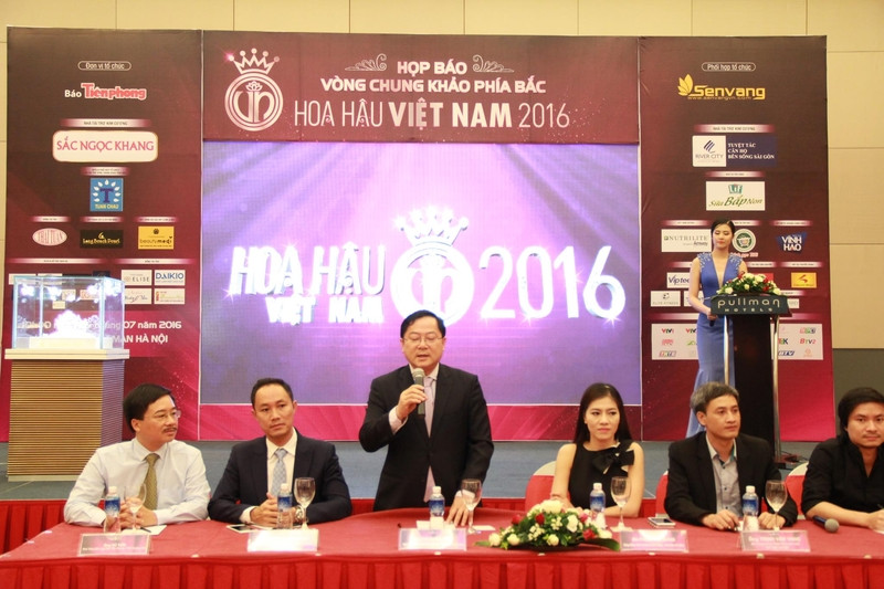 vuong mien hoa hau viet nam 2016 duoc dinh 3 260 vien da sapphire