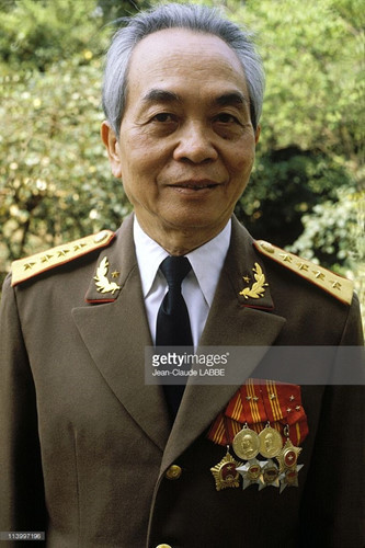 bo anh cam dong ve dai tuong vo nguyen giap nam 1983