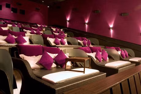 nhung rap chieu phim gay sot tren the gioi