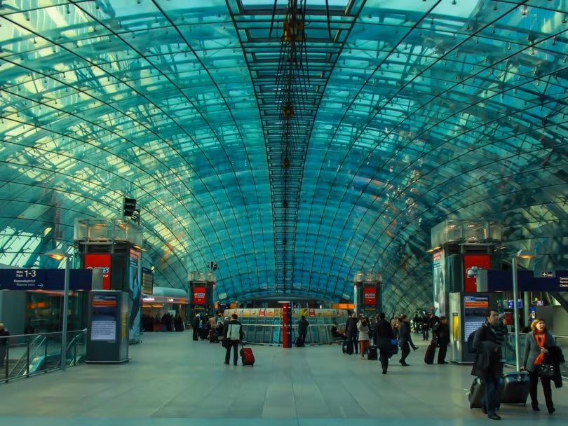 16 san bay nhon nhip nhat the gioi