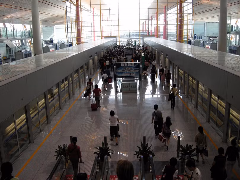 16 san bay nhon nhip nhat the gioi