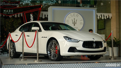 Maserati Ghibli chính hãng đầu tiên đến Việt Nam ảnh 1