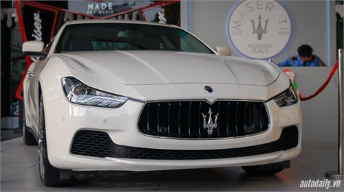 Maserati Ghibli chính hãng đầu tiên đến Việt Nam ảnh 2
