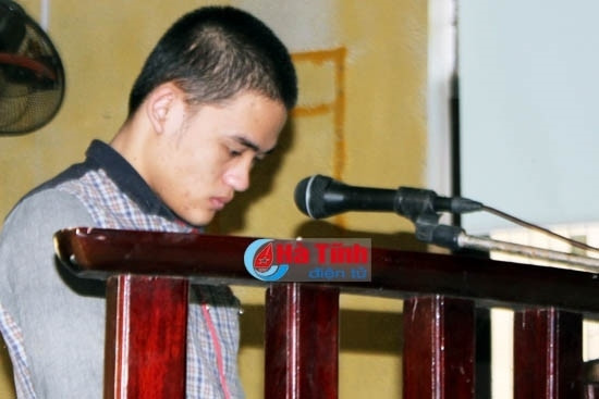 Bị đánh vô cớ, rút dao đâm gục bạn cùng phòng ảnh 1