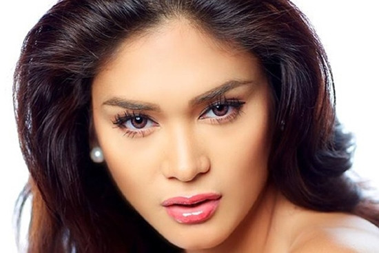 Vẻ đẹp lai nóng bỏng của Hoa hậu Hoàn vũ 2015 ảnh 1