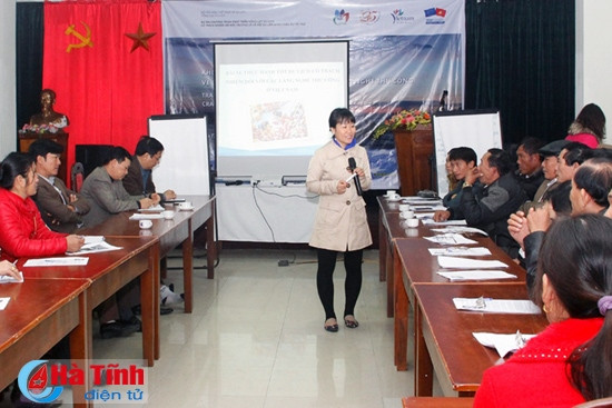 Nâng cao nhận thức về du lịch có trách nhiệm đối với làng nghề ảnh 1