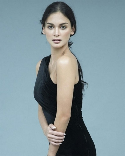 Trước đêm chung kết, tin đồn Pia Wurtzbach sẽ đăng quang ngôi Hoa hậu Hoàn vũ đã rộ lên.