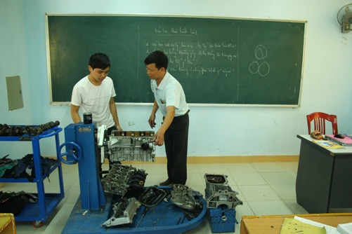 Một số trường nghề đã chuyển hướng đào tạo theo nhu cầu thị trường lao động.