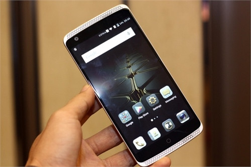 ZTE chính thức vào Việt Nam, trình làng 5 smartphone mới ảnh 2
