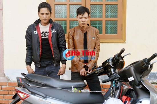 Bắt 2 đối tượng trộm xe máy từ Vinh sang Hà Tĩnh tiêu thụ ảnh 1