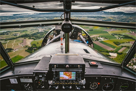 Hình ảnh đẹp “ngạt thở” nhìn từ khoang lái máy bay ảnh 4