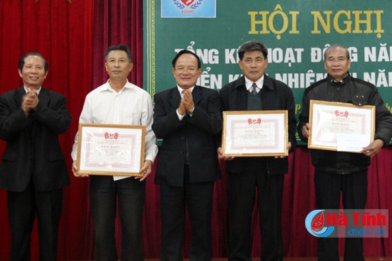 Hơn 11,5 tỷ đồng giúp đỡ người khuyết tật và trẻ mồ côi ảnh 3