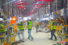 Vinfast mở tờ khai đầu tiên tại Hải quan cửa khẩu cảng Vũng Áng 