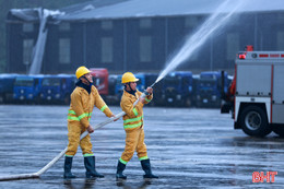 Phối hợp diễn tập phương án cứu nạn, cứu hộ tại cảng Vũng Áng