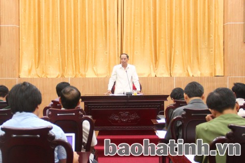 Phó Chủ tịch UBND tỉnh mong các cựu chiến binh nếu có thông tin về phần mộ của các liệt sỹ ở nước CHDCND Lào thì cung cấp cho Đội tìm kiếm để sớm đưa các liệt sỹ về quê hương an táng