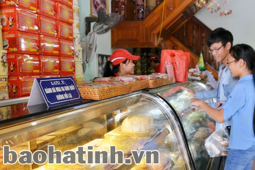 Các loại bánh trung thu trên địa bàn cơ bản đảm bảo VSATTP.