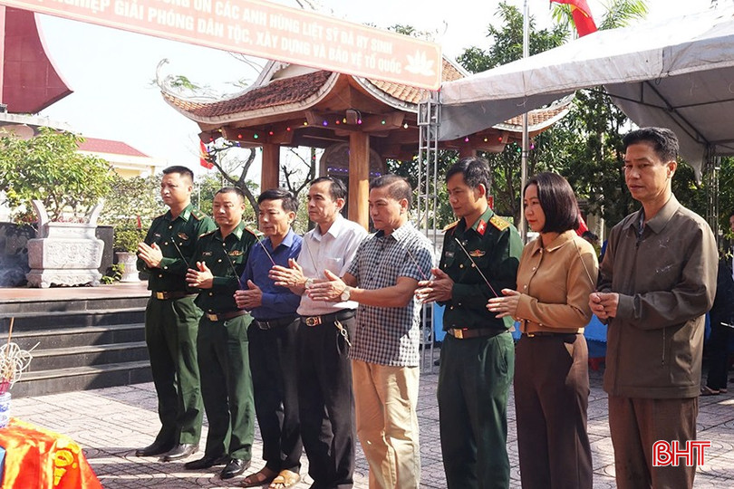 Lãnh đạo huyện Cẩm Xuyên và chính quyền, đoàn thể xã Cẩm Nhượng... bqbht_br_a5d96a422d12964ccf03.jpg