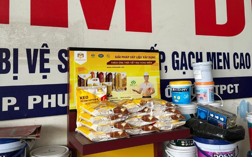 Người tiêu dùng ngày càng chú trọng đến chất lượng và tính bền vững, Minsando nổi bật như một lựa chọn tin cậy cho các công trình hiện đại. Với sự đầu tư nghiêm túc vào nghiên cứu, sản xuất và dịch vụ, thương hiệu không chỉ khẳng định vị thế tại thị trường trong nước mà còn mở ra cơ hội vươn tầm quốc tế. keo-ron-3.jpg