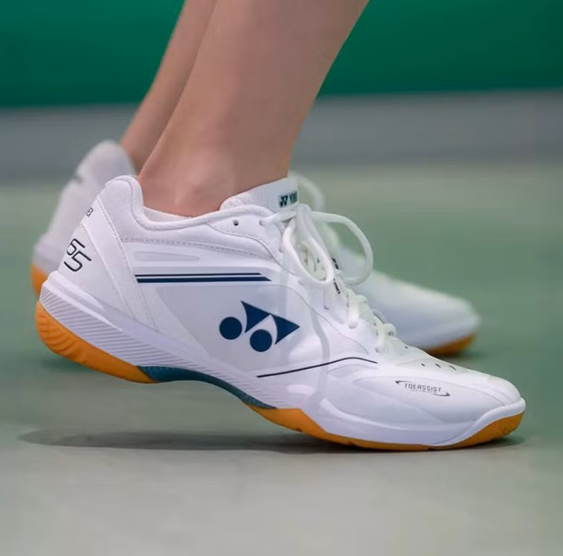yonex-2.jpg