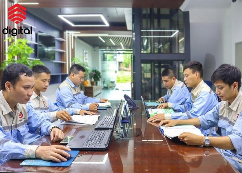 Đội ngũ kỹ thuật dày dạn kinh nghiệm của CCTV Camera camera-1.jpg