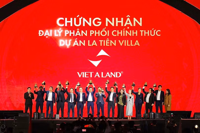 land-3.jpg
