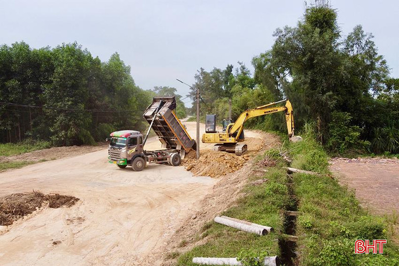 Tiểu dự án góp phần hoàn thiện cơ sở hạ tầng, tăng tính kết nối giữa các đơn vị hành chính đô thị, kết nối vùng... trên địa bàn huyện Thạch Hà. IMG_0937 copy.jpg