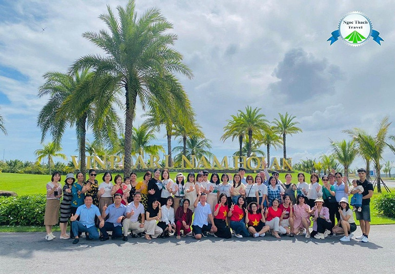 Hành trình khám phá du lịch trở nên thú vị cùng Ngọc Thạch Travel. du-lich-dn-3.jpg