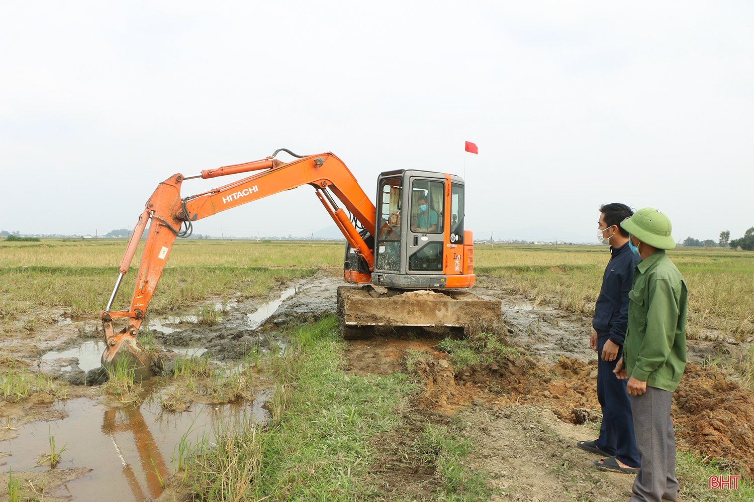 Từ dồn điền đổi thửa đến tích tụ ruộng đất - “cuộc cách mạng” trên quê lúa Can Lộc (bài 1): Đột phá trên đồng ruộng - hình thành vùng sản xuất quy mô lớn