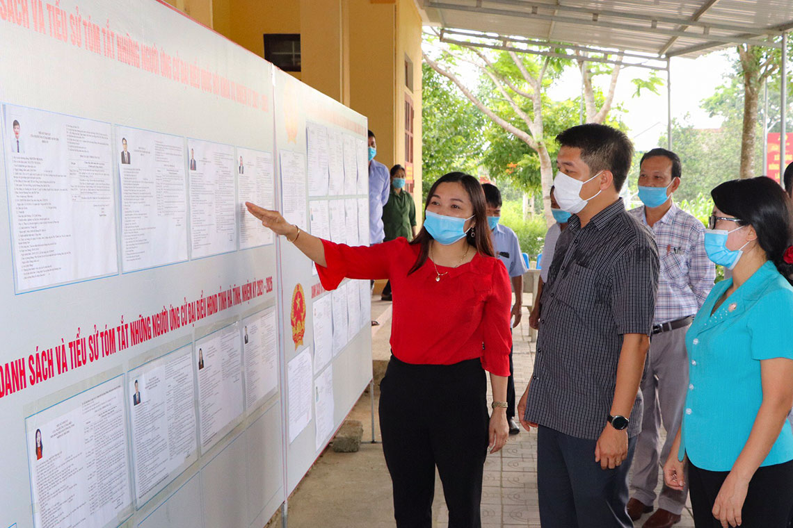 Đồng hành, nỗ lực cùng Vũ Quang sớm về đích huyện miền núi biên giới NTM nâng cao đầu tiên của cả nước