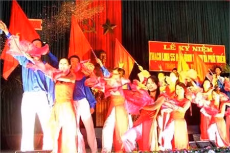 Hát mừng truyền thống