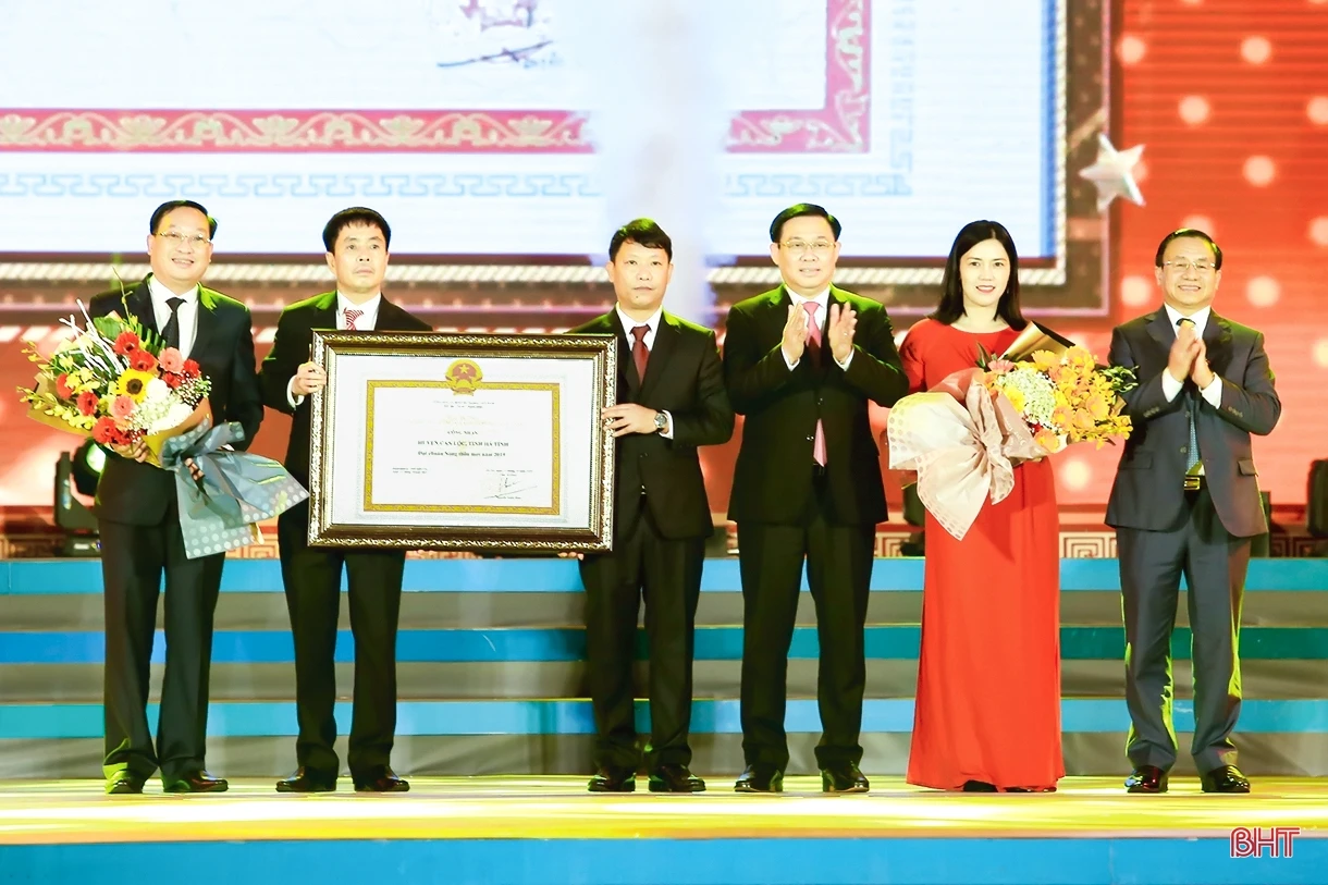 Tạo động lực mới, Hà Tĩnh vững vàng hành trình phát triển