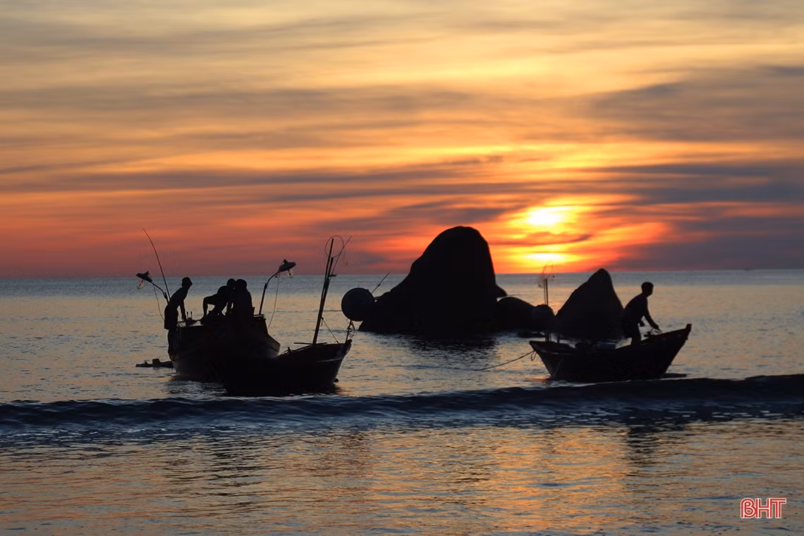 Bình minh trên biển Kỳ Xuân