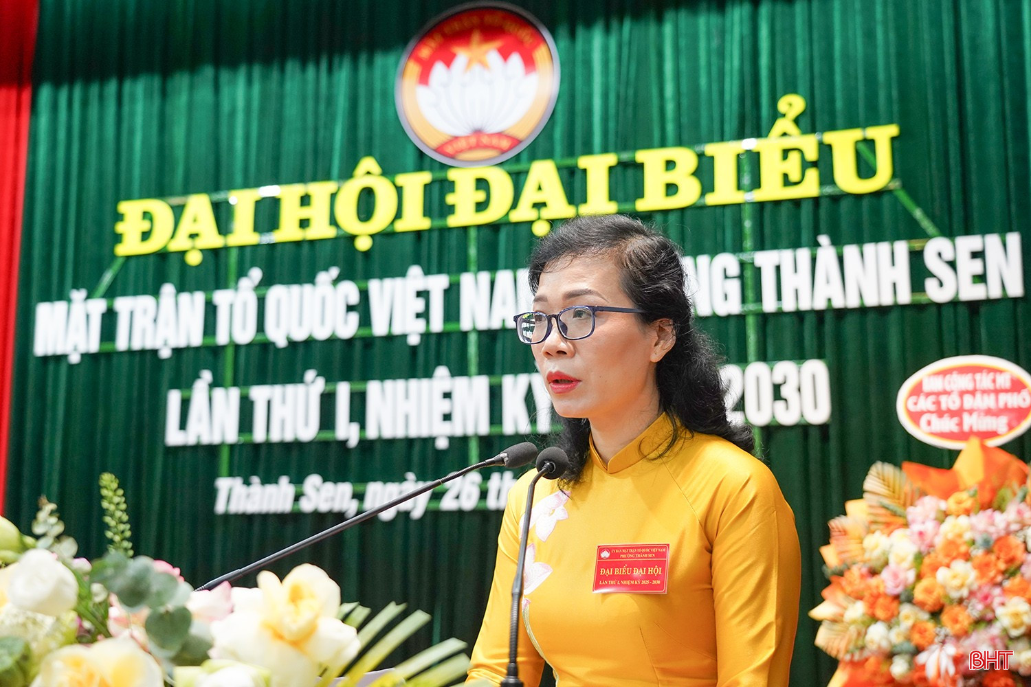 Chủ tịch Ủy ban MTTQ phường Thành Sen Trần Thị Hồng Minh khai mạc đại hội. bqbht_br_s2.jpg