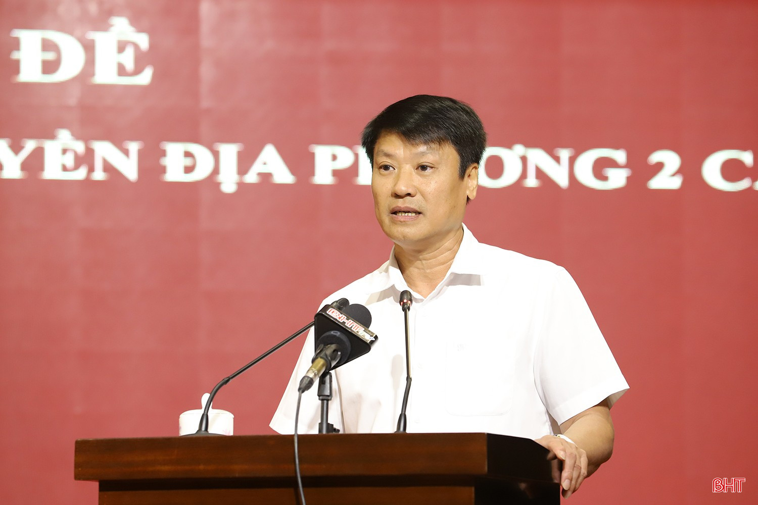 bqbht_br_hoi-nghi-tiep-xuc-cu-tri-07.jpg