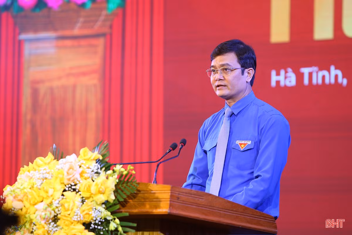 Đồng chí Bùi Quang Huy - Bí thư thứ nhất Trung ương Đoàn khẳng định thế hệ trẻ sẽ tiếp tục phấn đấu trong học tập, lao động, rèn luyện để góp sức trẻ dựng xây đất nước, xứng đáng với sự kỳ vọng của các thế hệ cha anh.