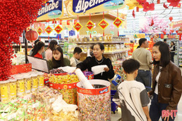 Tết cận kề, thị trường “tăng nhiệt” từng ngày