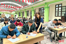 Nhiều phiên giao dịch việc làm chào xuân mới tại Hà Tĩnh