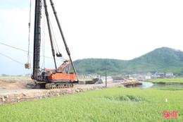 Tập trung gỡ “điểm nghẽn” giải phóng mặt bằng cho các dự án đầu tư công 