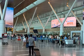 Làm rõ tình trạng UAV liên tiếp gây gián đoạn hoạt động bay tại Tân Sơn Nhất