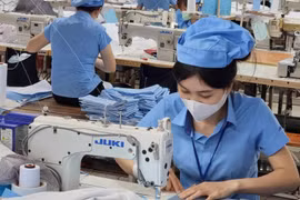 Chốt phương án tăng lương tối thiểu vùng bình quân 7,8% từ ngày 1/1/2027