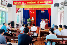 Cán bộ về cơ sở - chuyển ghế, đổi cách làm