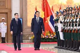 Thủ tướng Lê Minh Hưng chủ trì lễ đón Thủ tướng Thái Lan