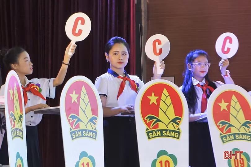 14 học sinh tranh tài tại Liên hoan Chỉ huy Đội giỏi tỉnh Hà Tĩnh 