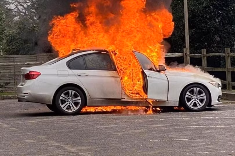 Nguy cơ cao cháy ô tô từ việc độ xe