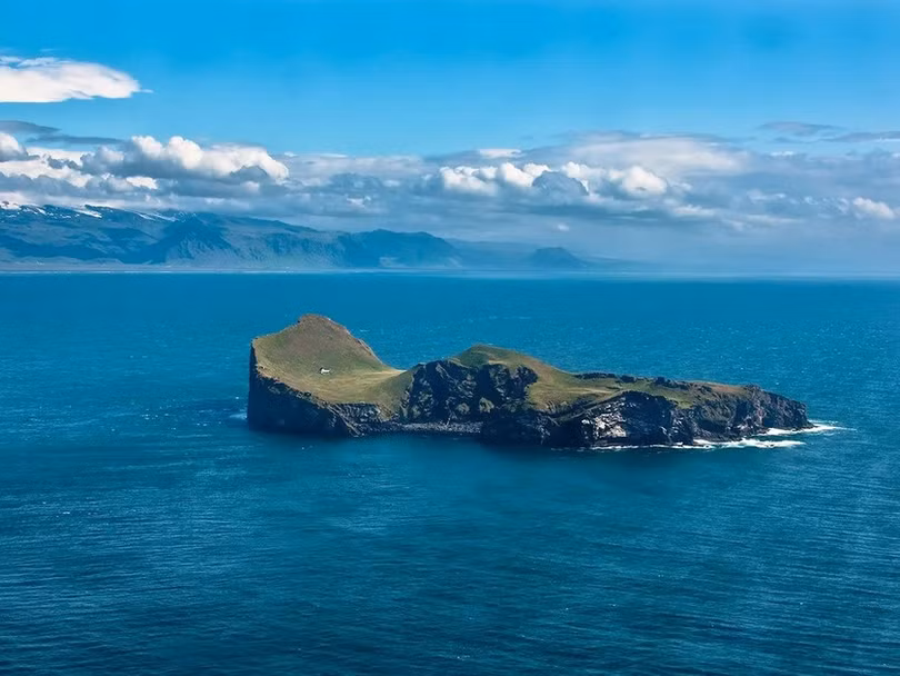 Giải mã bí ẩn ngôi nhà “cô đơn nhất thế giới”