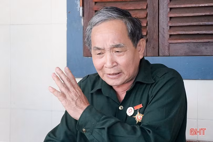 Người lính già xúc động kể về khoảnh khắc trong ngày đại thắng