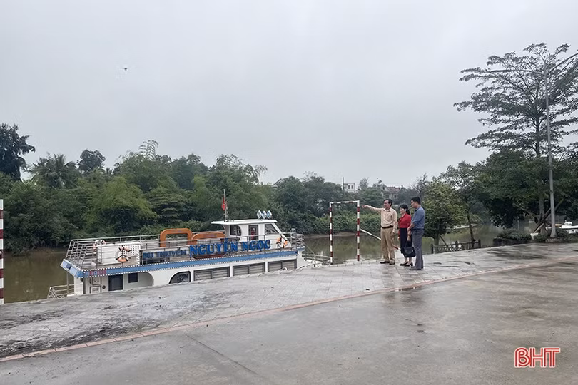 Dưới bóng sông Phủ, núi Nài