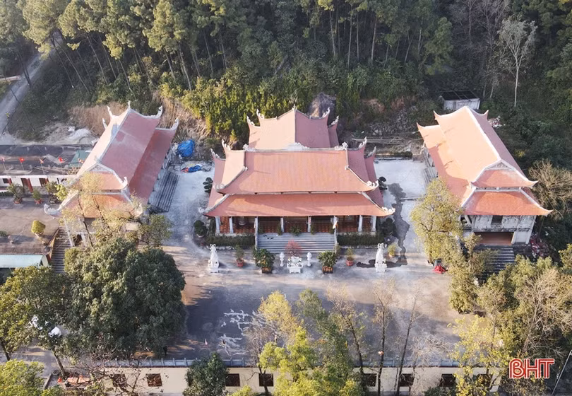 Miền thiêng trên đỉnh non Hồng