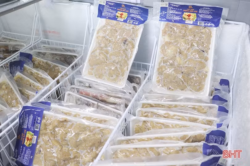 Quảng bá sản phẩm OCOP tại biển Thạch Hải