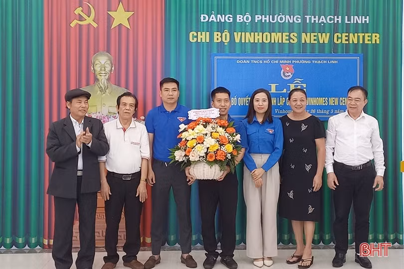 Phát huy vai trò của chi bộ Đảng ở khu chung cư